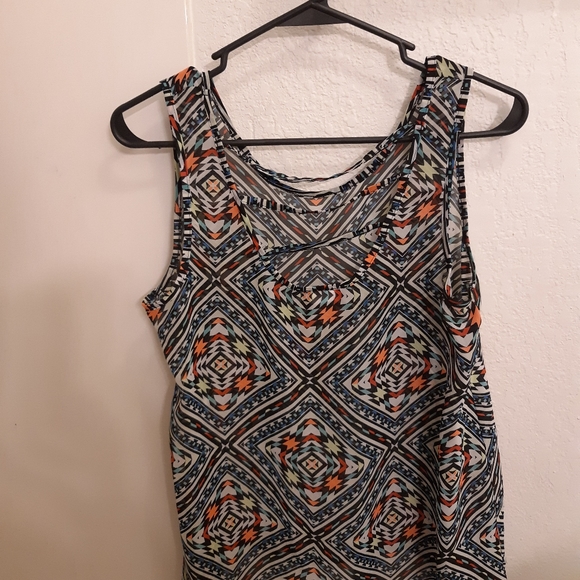 Tank top - Picture 2 of 4